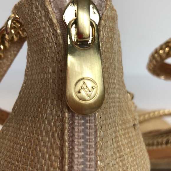 Adrienne Vittadini Sand & Gold Open Toe Back Zip Strappy Heeled Sandals size 9.5 - Picture 7 of 13